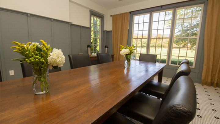 Scenic meeting location in Crozet featuring the Blue Ridge Mountains